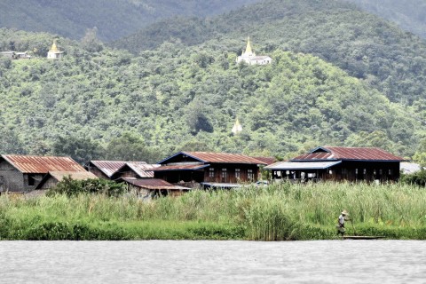 Khaung Daing and hot springs
