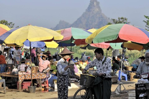 Hpa-an morning market