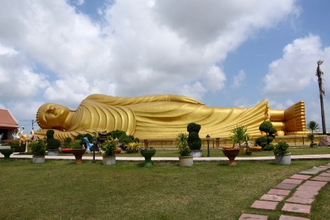 Wat Laem Pho's striking Buddha image. Photo by: David Luekens
